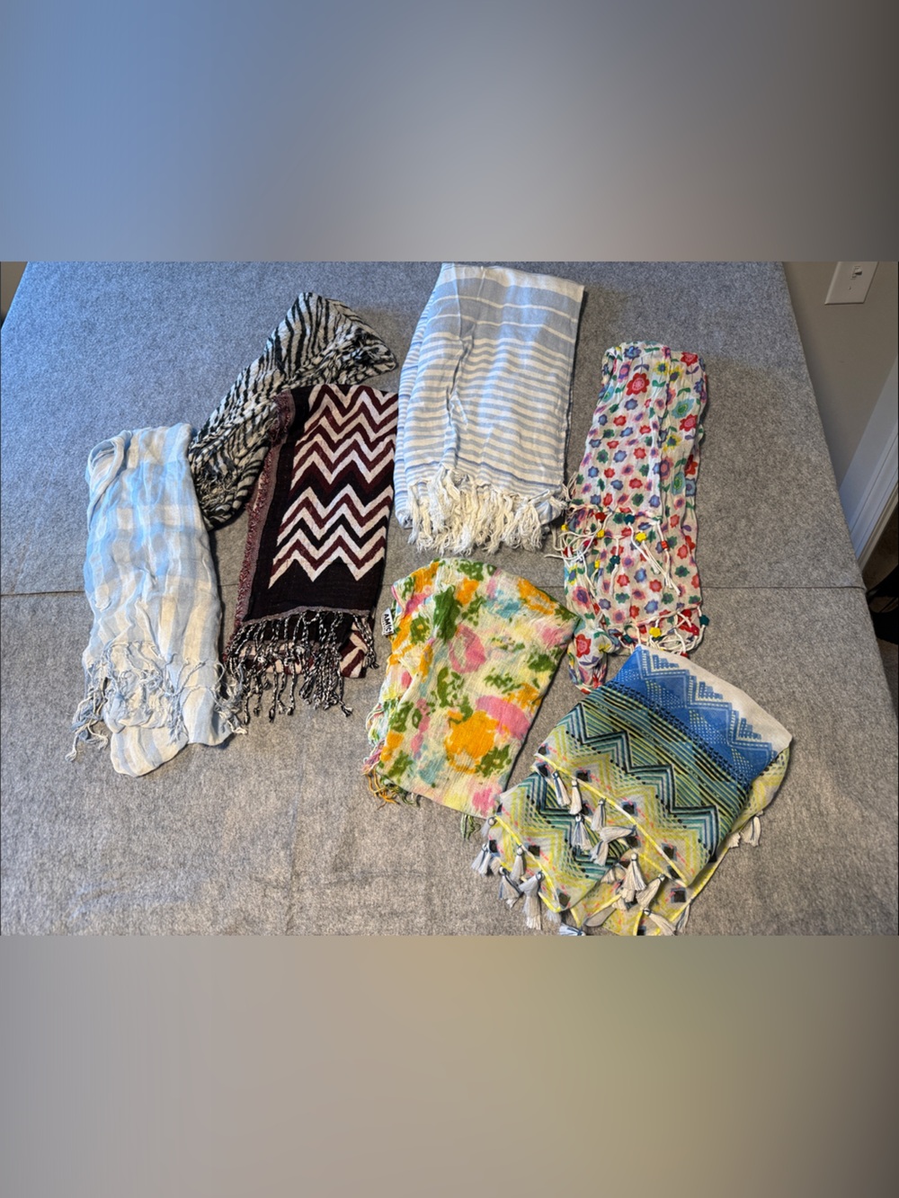 🥳 5 for $25 BUNDLE Lot of 7 Women's Scarves & Wraps - Multicolor Collection